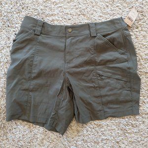 NWT - Duluth Trading - Dry on the Fly Shorts - Olive Green - Size 12 - 7" inseam